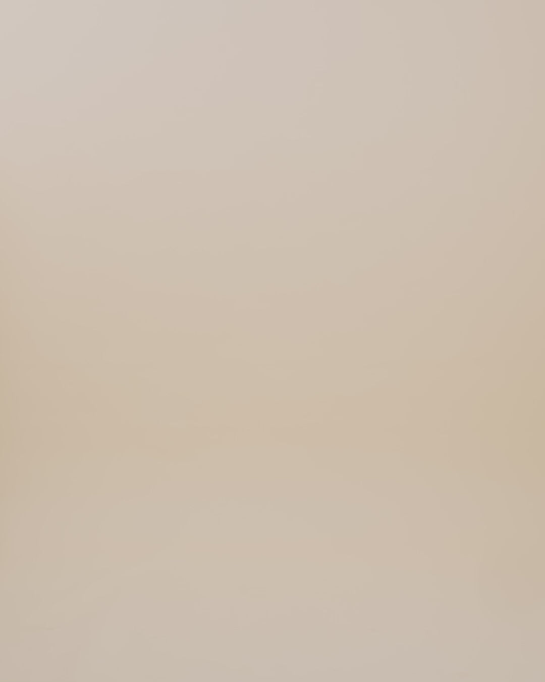 Modelshot / Dark Blue / Detail