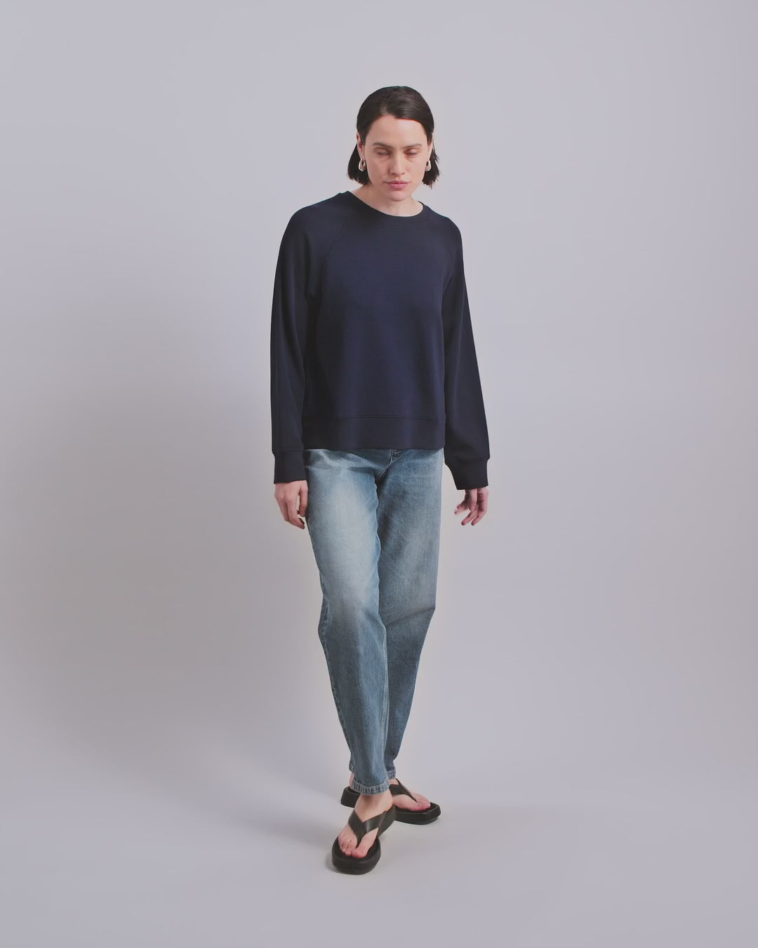 Modelshot / Salute Navy / Detail