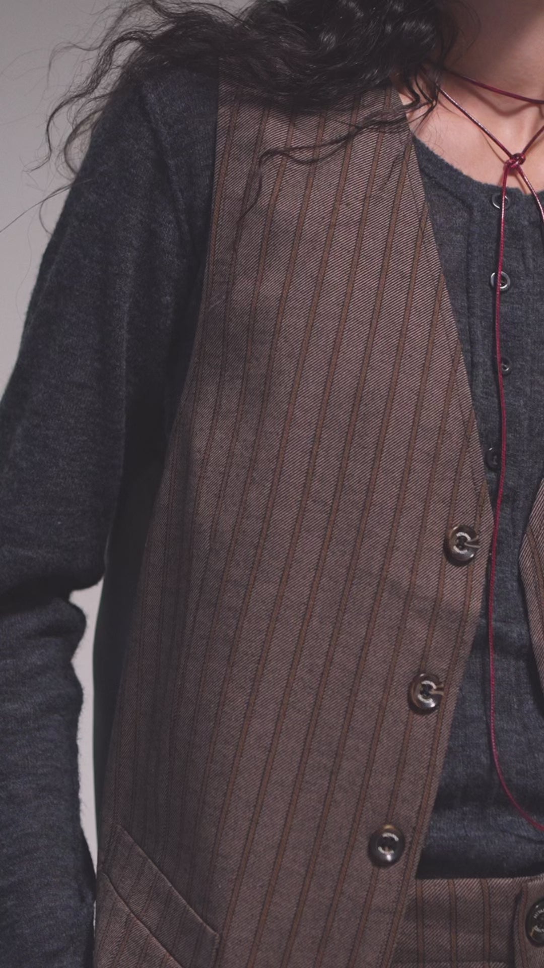 Modelshot / Demitasse / Detail