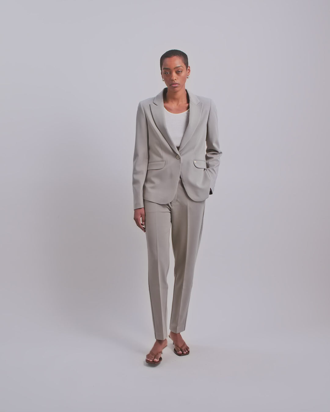 Modelshot / Shadow/ Detail